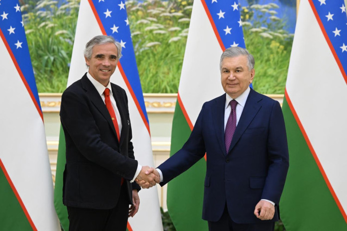 Shavkat Mirziyoyev Butunjahon triatlon ittifoqi rahbarini qabul qildi