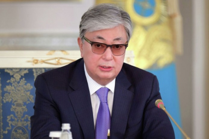 Президент Казахстана выразил соболезнования родным погибших в авиакатастрофе