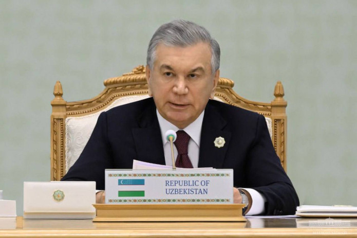 Shavkat Mirziyoyev Ashxobod shahrida xalqaro forumda nutq so'zladi