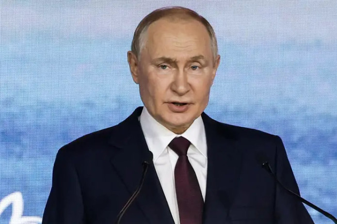 Putin: Ukrainadagi xorijiy harbiylar Rossiyaning nishoniga aylanadi