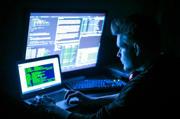 Dunyodagi eng keng tarqalgan xakerlar tili qaysiligi maʼlum qilindi ...