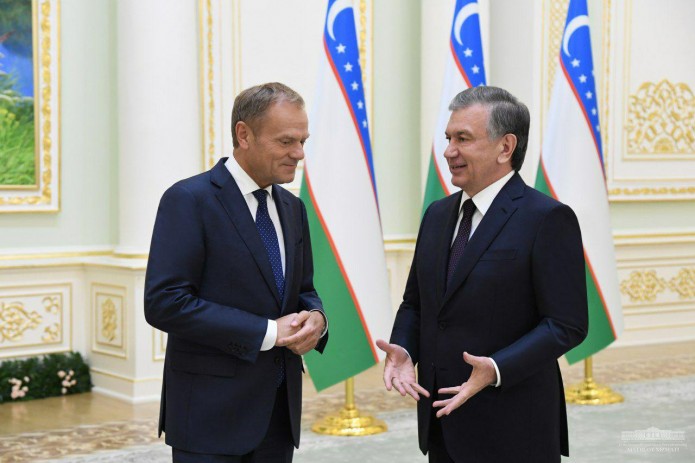 Президент Шавкат Мирзиёев принял главу Европейского совета Дональда Туска