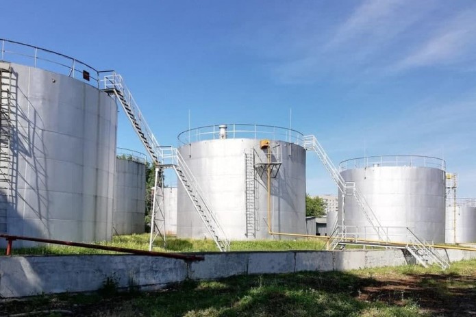На Бухарской и Джизакской нефтебазах выявлены финансовые нарушения на 68 млрд. сумов