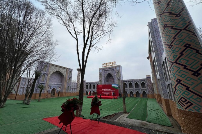 “Uzbekistan” pavilion opens in China
