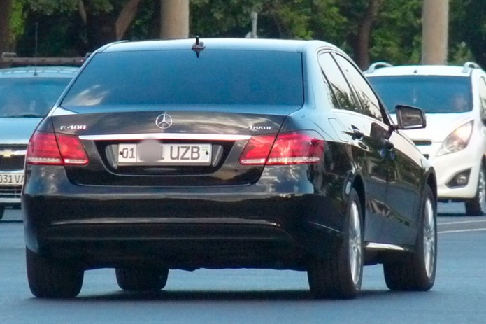 Автономера серий «UZB» и «AAA» может купить любой желающий – глава ГУБДД