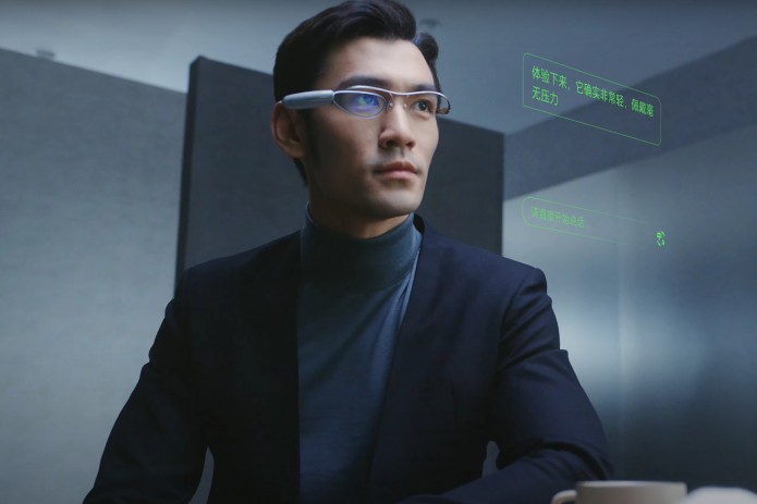 OPPO представила AR-очки с онлайн-переводчиком, уведомлениями и навигацией