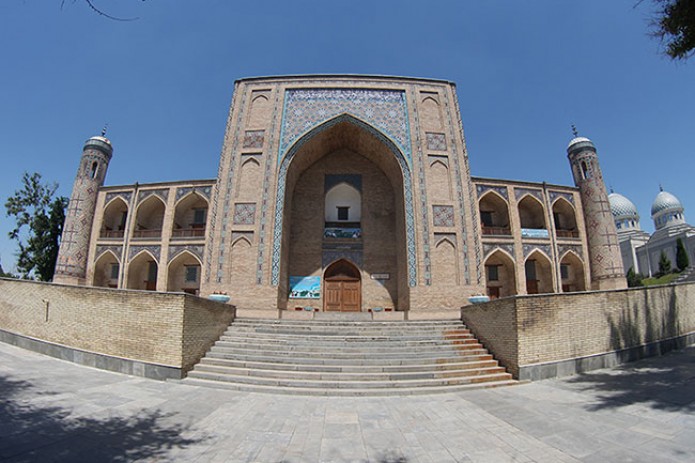 O'zbekistondagi madrasalarda qaysi fanlardan qabul imtihonlari o'tkazilishi e'lon qilindi
