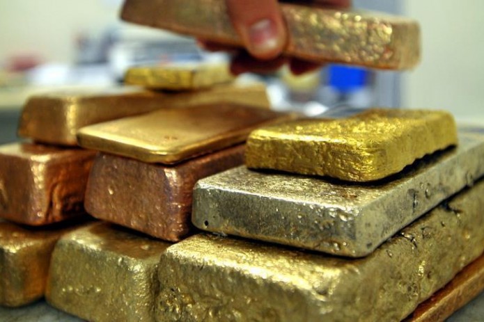 В Узбекистане обнаружены 3 золотых и 2 урановых месторождения