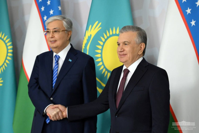Shavkat Mirziyoyev va Qasim-Jomart To‘qayev bir-birlarini yaqinlashayotgan bayram bilan tabrikladi