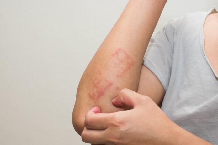 Mashinadagi oral seks (videoni tomosha qiling)