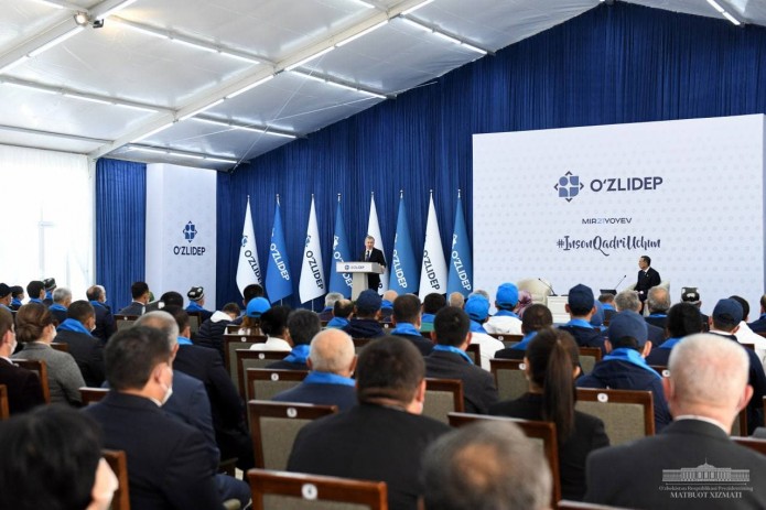 Mirziyoyev unveils massive plans as he meets voters in Bukhara region