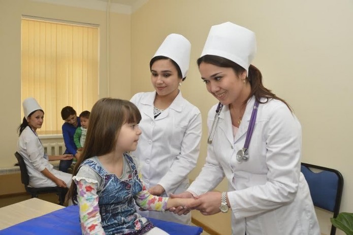 Самозанятым в Узбекистане официально разрешили вести медсестринский уход