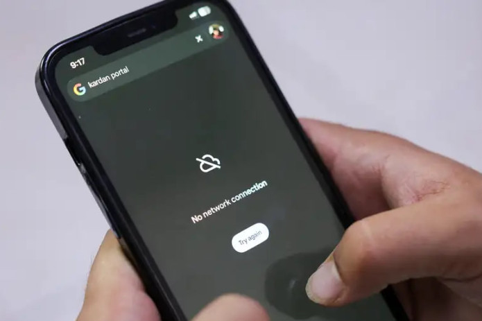 Rossiya hududlarida mobil internet bloklanishi : veb-sayt "oq ro'yxatlari" haqida nimalar ma'lum?