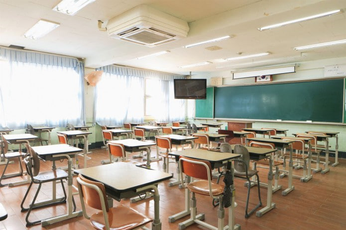 SSV Toshkent maktablarida niqob rejimi joriy etilgani haqidagi xabarni rad etdi