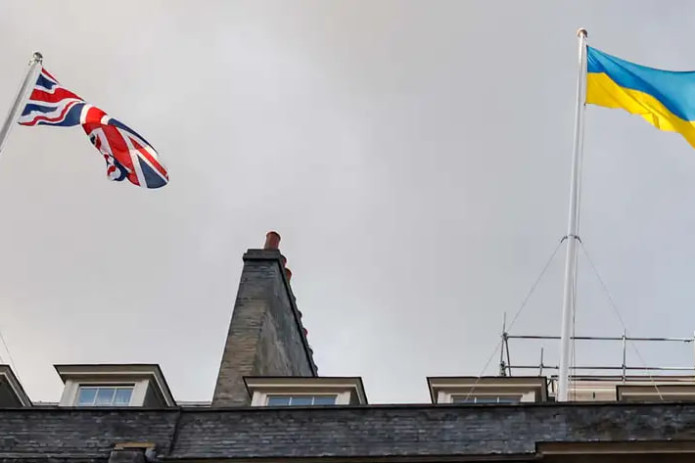 London Rossiya pullaridan foydalanib, Ukraina qurolli kuchlariga 1 milliard funt sterlinglik yordam o‘tkazdi