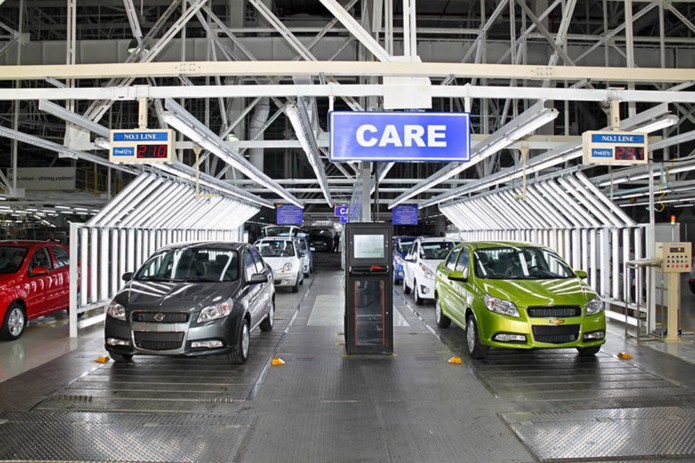 Завод UzAuto Motors на месяц приостанавливает производство