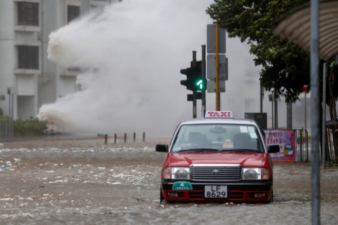 12 человек стали жертвами тайфуна «Хато»