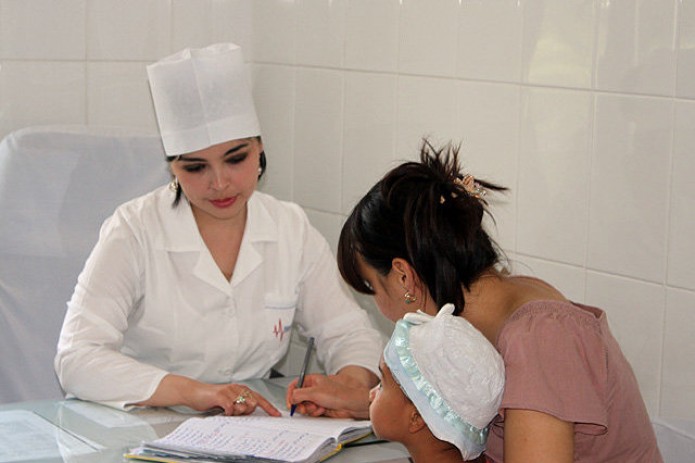 За первые 7 дней октября зарегистрировано 10 212 случаев ОРЗ и ОРВИ среди населения Ташкента