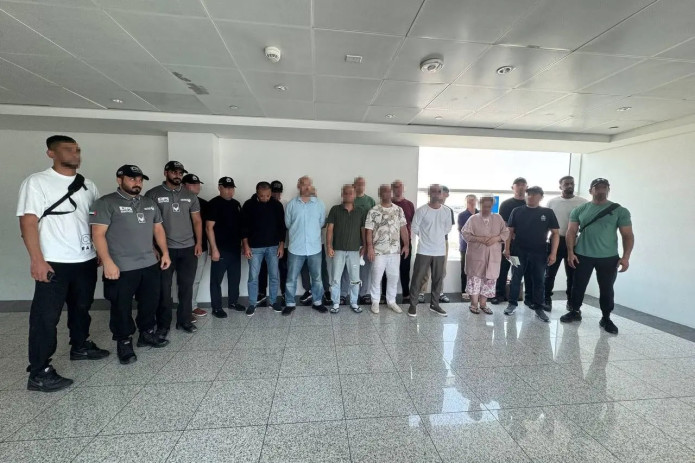 Qidiruvda bo‘lgan 12 nafar o‘zbekistonlik BAAdan ekstraditsiya qilindi