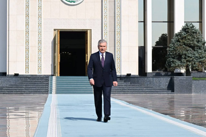 Prezident amaliy tashrif bilan Qozog‘istonga jo‘nab ketdi