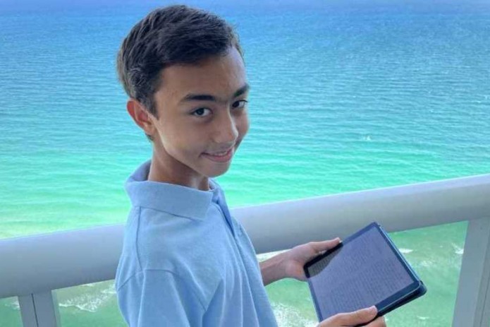 15-летний узбекистанец Гияс Умаров исправил ошибку в приложении компании Apple