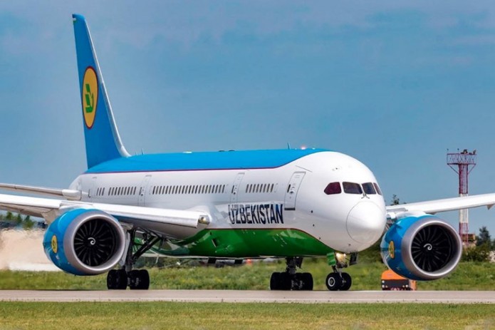 Узбекистан временно приостанавливает авиасообщение с 8 странами