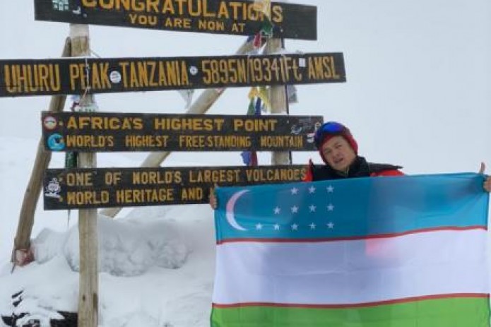 Узбекистанец покорил Килиманджаро