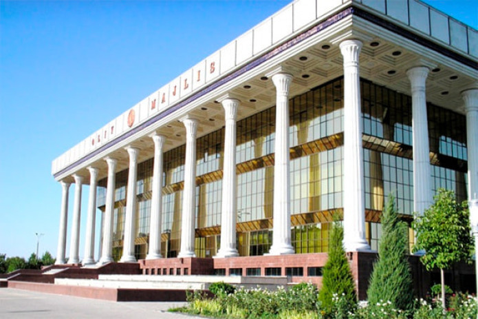 Ўзбекистонда хорижий давлат сиёсий партиялари фаолияти тақиқланди