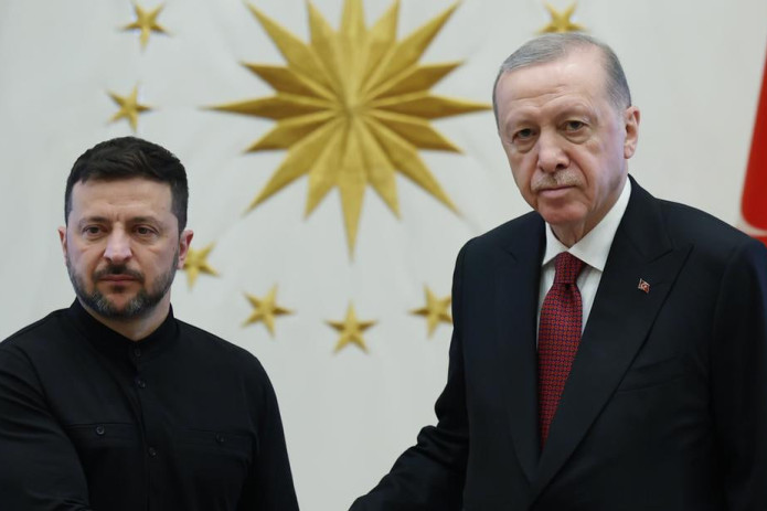 Turkiya Putin va Zelenskiy tayyor bo‘lsa, ularni qabul qilishga tayyor