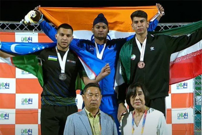 Uzbek national team wins 2 silver medals at competition in South Korea