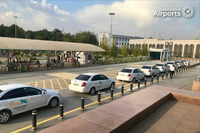 Toshkent aeroportida taksi xizmati uchun joylar yana kimoshdi savdosiga qo‘yildi