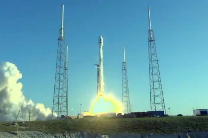 SpaceX запустила ракету со спутником NASA для поиска экзопланет