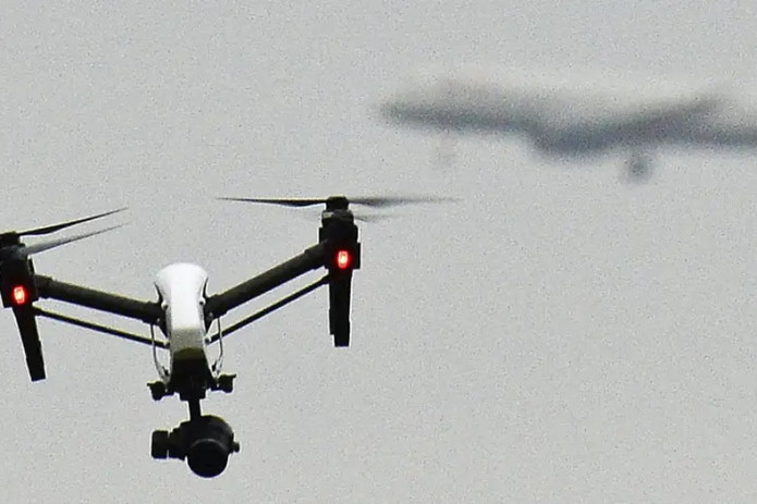 Oslo aeroporti dron kuzatuvi tufayli qo‘nishni vaqtincha to‘xtatdi