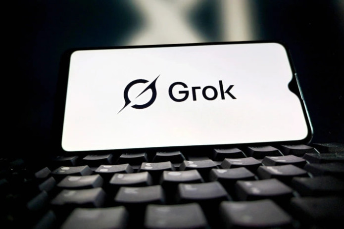 Илон Маскнинг Grok сунъий интеллектли чат-боти Telegram'да пайдо бўлди