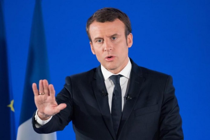Видео: Во Франции мужчина дал пощечину президенту Эммануэлю Макрону