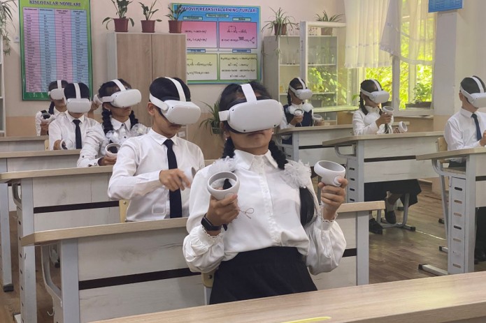 School in Tashkent Region Introduces Virtual Reality in Chemistry ...