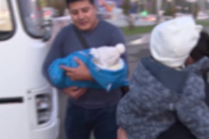 Rossiyada qarovsiz qolib ketgan 12 nafar voyaga yetmagan bolalar O‘zbekistonga olib kelindi