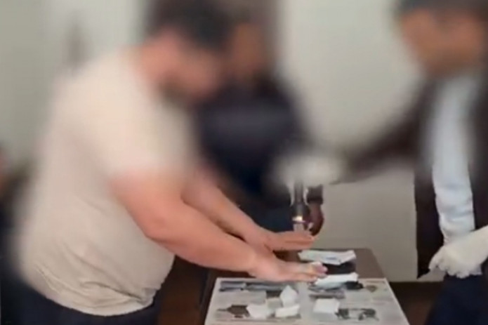 Namanganda Hajga yuborish uchun 13,5 ming dollar talab qilgan erkak qo‘lga tushdi