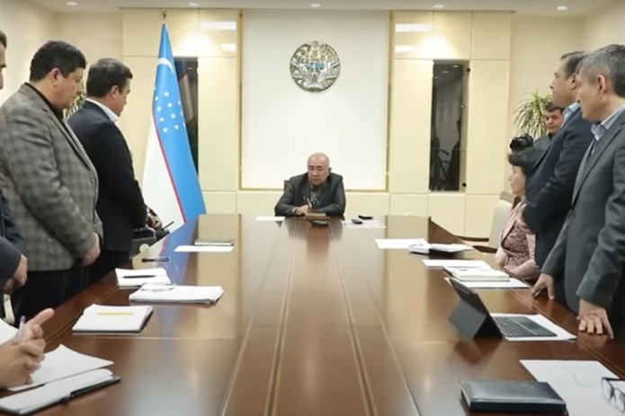 Bo‘ka tumanida murojaatchi sarson bo‘lishiga sababchi bo‘lgan 3 nafar mansabdor egallab turgan lavozimidan ozod qilindi