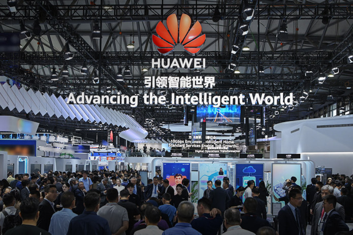 MWCS 2024: Huawei mobil sunʼiy intellekt asriga mos 5G-A tijorat tarmoqlari uchun yechimlarni taqdim etmoqda