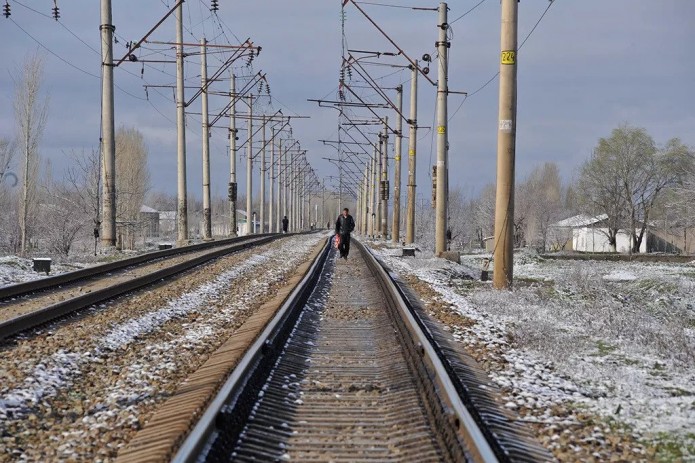 The Termez-Tashkent train stopped for almost 4 hours due to a power outage