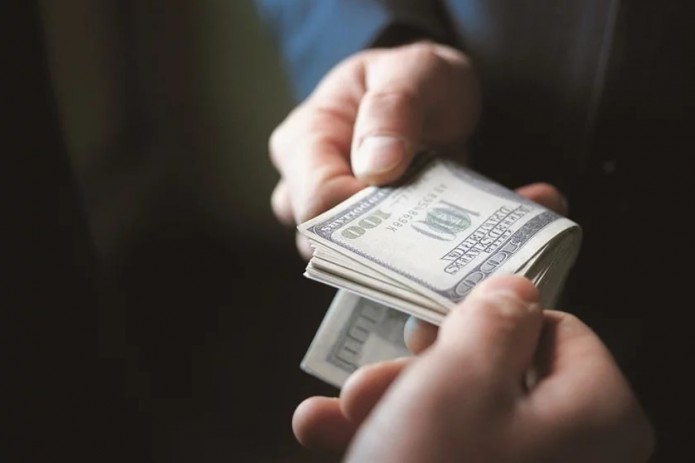 Katta sik bilan yuqori sifatli porno tomosha qiling