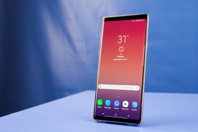 Samsung unveils gaming-friendly Galaxy Note 9 to boost sales