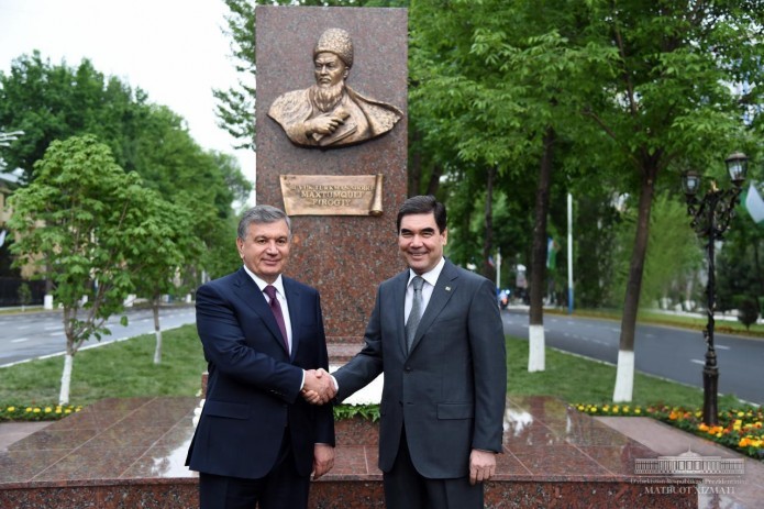 Heads of Uzbekistan and Turkmenistan visit Makhtumkuli street