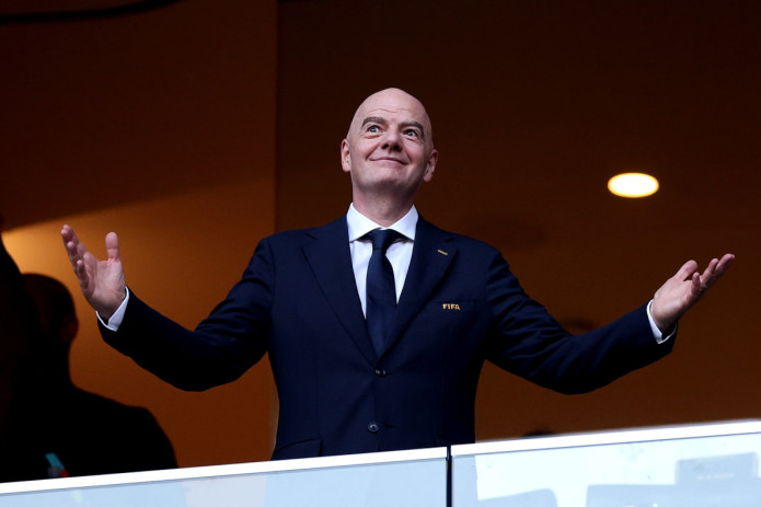 FIFA Infantinoni qo‘llab-quvvatladi va xatolar uchun uzr so‘radi