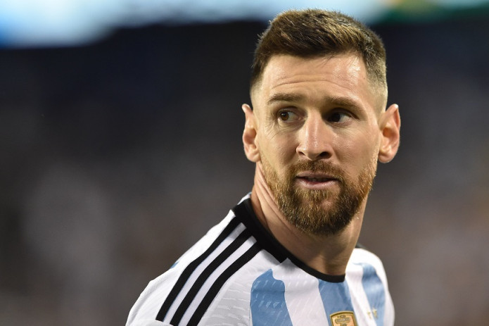 Lionel Messi faoliyatini yakunlash haqidagi savolga javob berdi