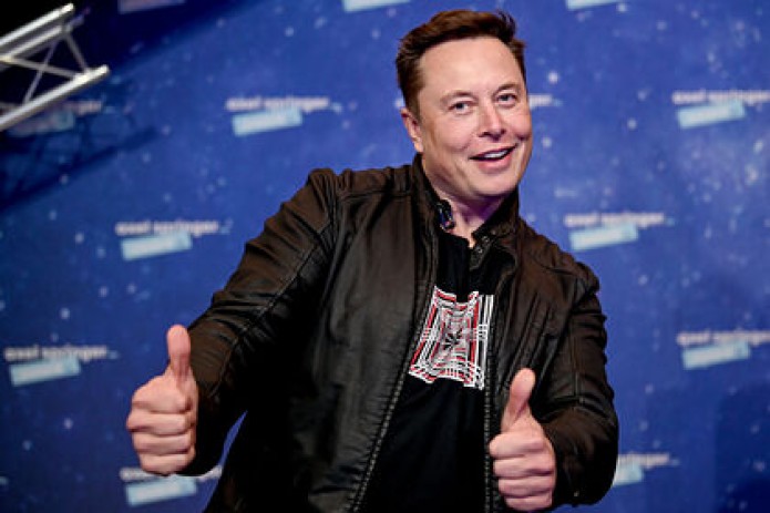 Капитализация Tesla достигла $1 трлн. Состояние Илона Маска превысило $260 млрд