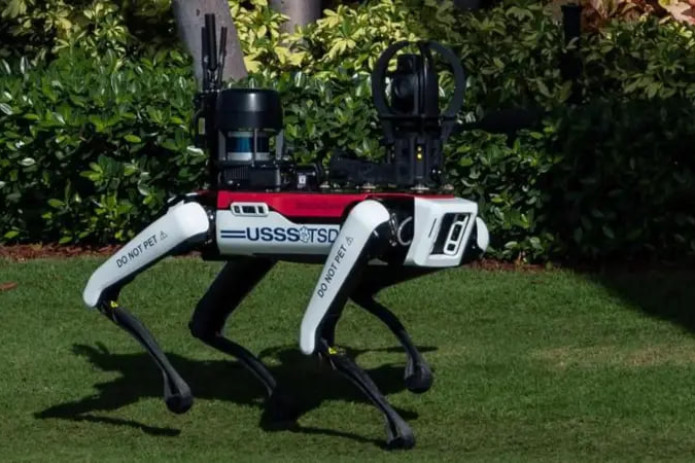 Boston Dynamics robotlari Trampning Mar-a-Lagodagi qarorgohini qo‘riqlashni boshladi