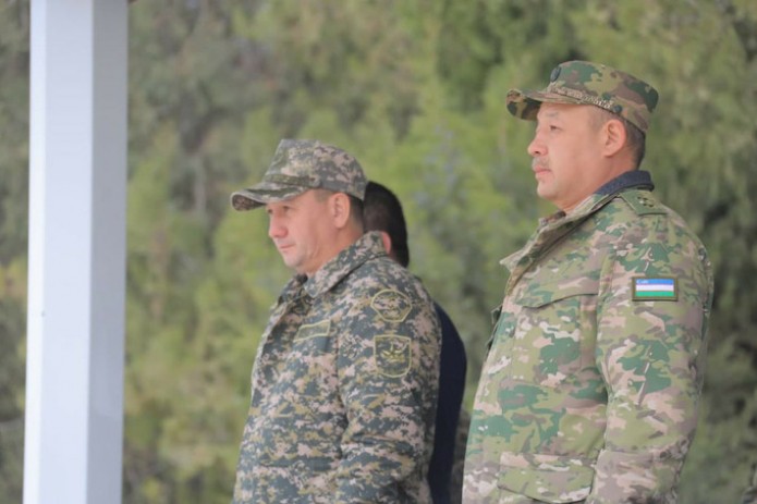 Uzbekistan and Kazakhstan hold military exercises