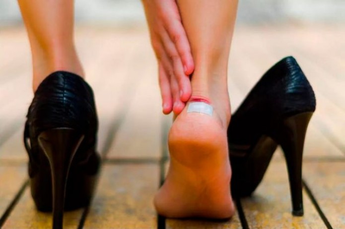 Poshnali, poshnasiz va tor: Noto‘g‘ri tanlangan poyabzallar qanday kasalliklarni keltirib chiqarishi mumkin?